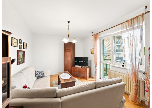 Priestranný svetlý 3i byt, 75 m², balkón, komora - Myjava