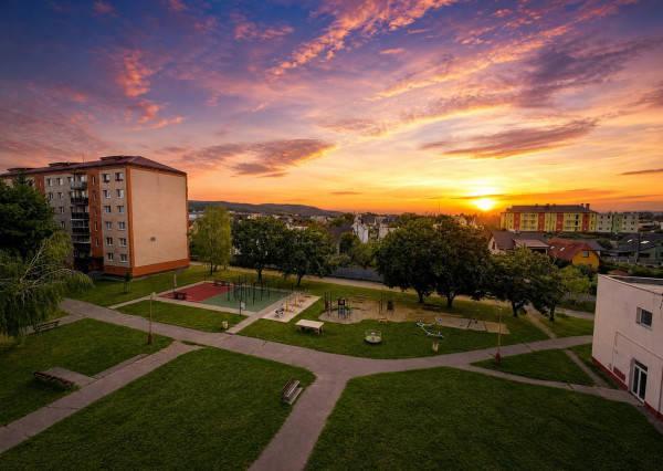 IBA U NÁS!  Zariadený 3-izbový byt ILAVA, 72m2