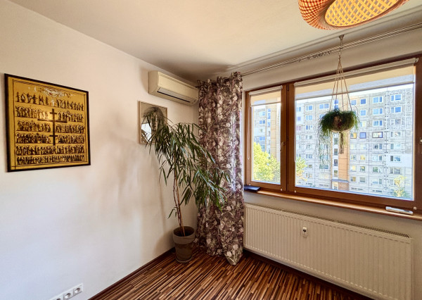 3 izbový byt, loggia, klimatizácia, Košice Terasa