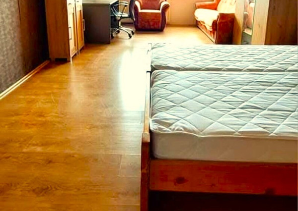 1 izbový byt, priestranný až 49m2, možná zmena dispozície na 2 izby, Karpatská, Košice