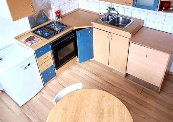 1 izbový byt, priestranný až 49m2, možná zmena dispozície na 2 izby, Karpatská, Košice