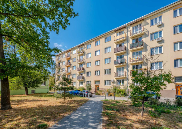 Príjemný 2 izbový byt s balkónom, Košice, ul. Obrancov mieru