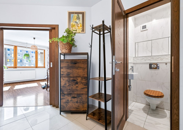 3 izbový byt, loggia, klimatizácia, Matuškova, Košice Terasa