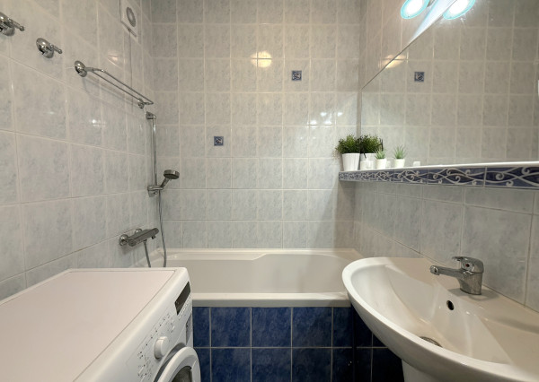 NA PREDAJ 1-IZBOVÝ BYT S BALKÓNOM BRATISLAVA-DÚBRAVKA