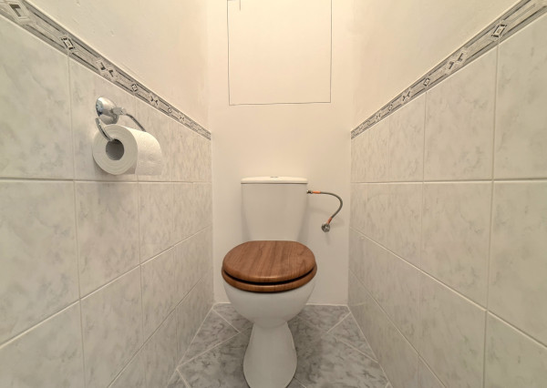 NA PREDAJ 1-IZBOVÝ BYT S BALKÓNOM BRATISLAVA-DÚBRAVKA