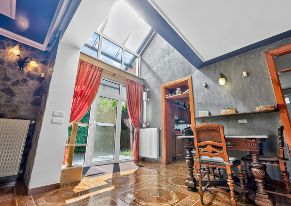 Dom pod lesom | Moravany n/V | 250 m² | pozemok 1 800 m²