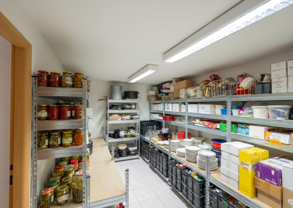 Dom pod lesom | Moravany n/V | 250 m² | pozemok 1 800 m²