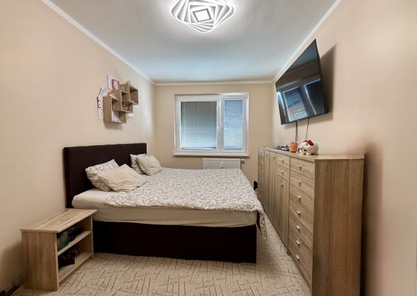4-IZBOVÝ BYT S BALKÓNOM | PETRŽALKA – HUMENSKÉ NÁMESTIE