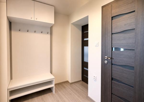 NA PREDAJ! dvojgeneračný 6-izbový RD, Kútniky Kolónia