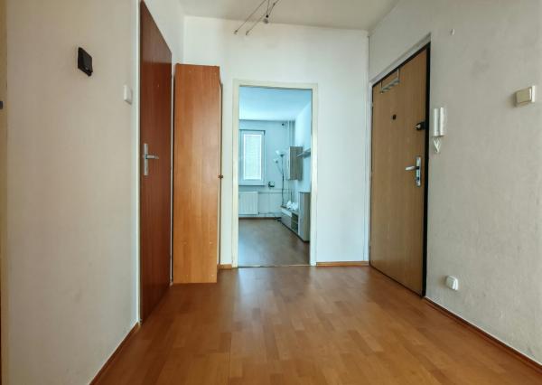 Na prenájom 2i byt s balkónom, Žilina-Hájik, 53m2