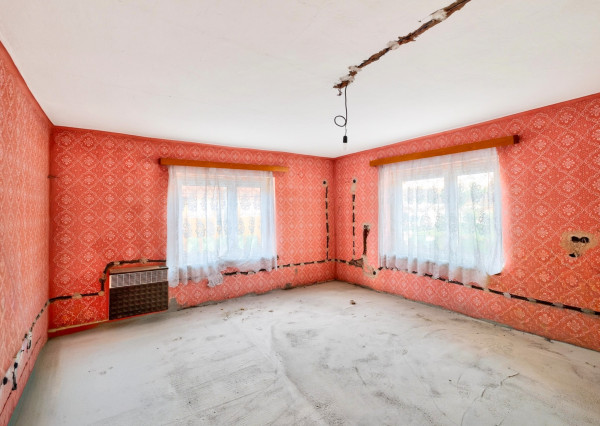 Praktický 3 izbový rodinný dom na dokončenie | Víťaz 🏡