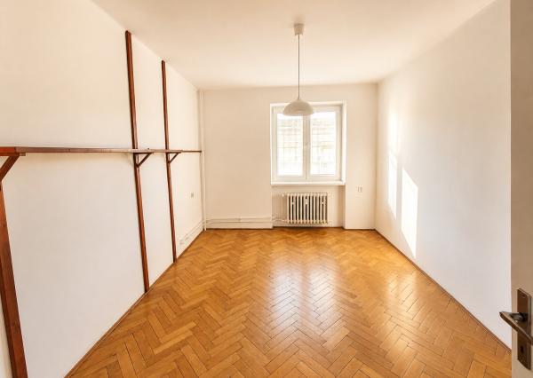 Priestranný 3i byt priamo oproti Tipos aréne v Ružinove!