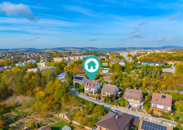 Priestranný rodinný dom s veľkým potenciálom |216 m² MYJAVA|