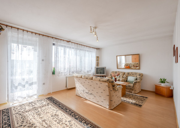 Priestranný rodinný dom s veľkým potenciálom |216 m² MYJAVA|