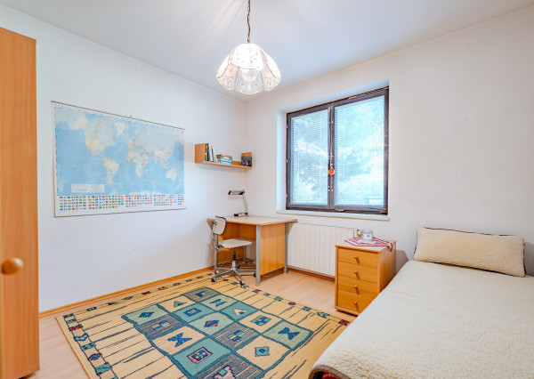 Priestranný rodinný dom s veľkým potenciálom |216 m² MYJAVA|