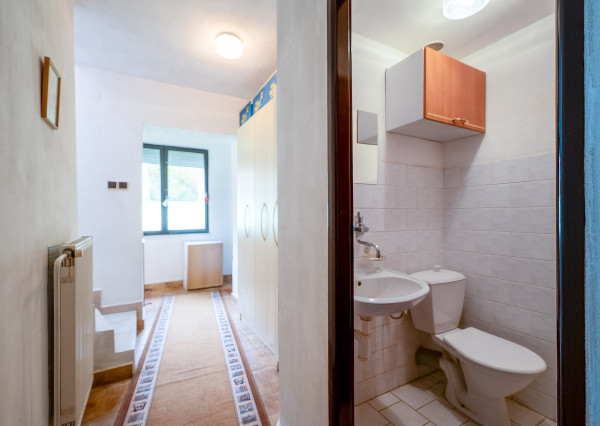 Priestranný rodinný dom s veľkým potenciálom |216 m² MYJAVA|
