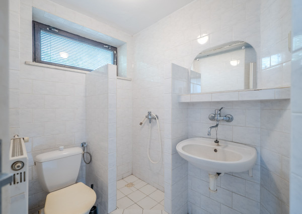 Priestranný rodinný dom s veľkým potenciálom |216 m² MYJAVA|