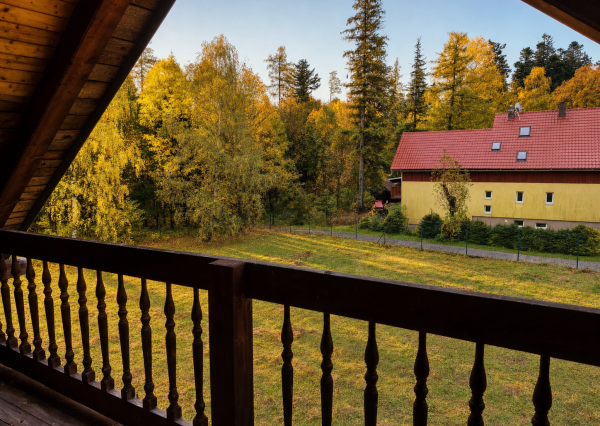 NA PREDAJ! Zrubová chata s 3 apartmánmi, Tatranská Kotlina