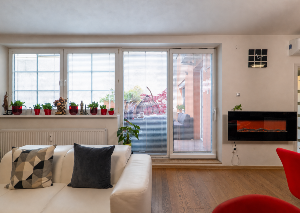 Pekný 4i byt s dvomi terasami po kompletnej rekonštrukcii, slepá ulica, 141,4 m²!