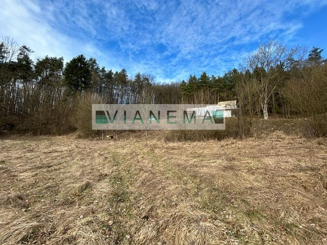 IBA U NÁS! Ponúkame atraktívny stavebný pozemok, Predmier