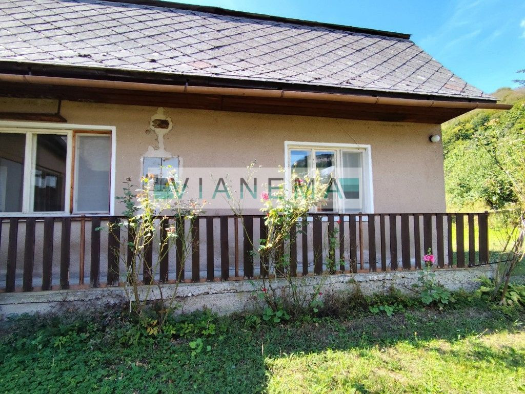 REZERVOVANÝ! Rodinný dom s peknou záhradou v Zliechove