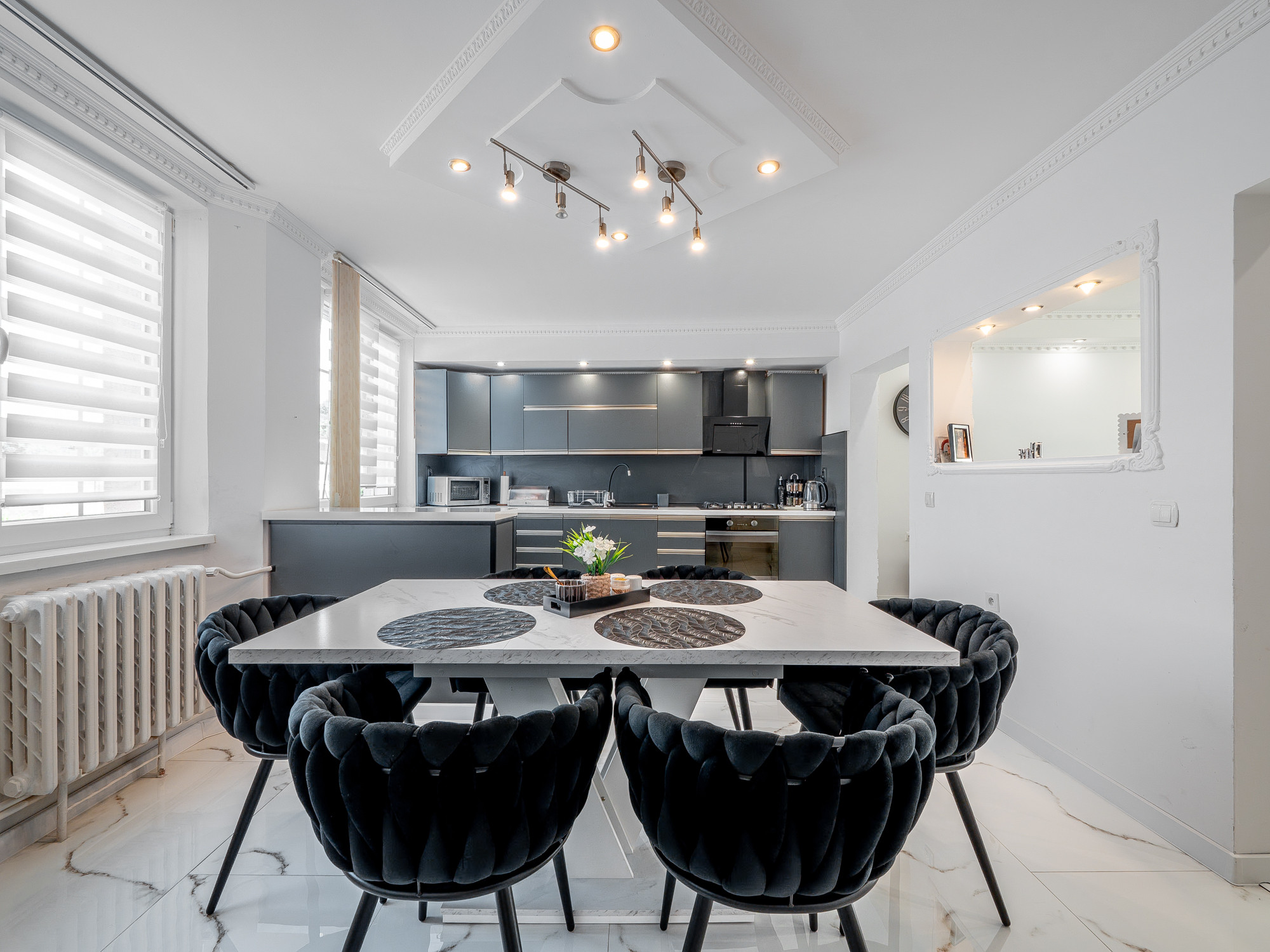 IBA U NÁS! Na predaj poschodový rodinný dom, Michalovce