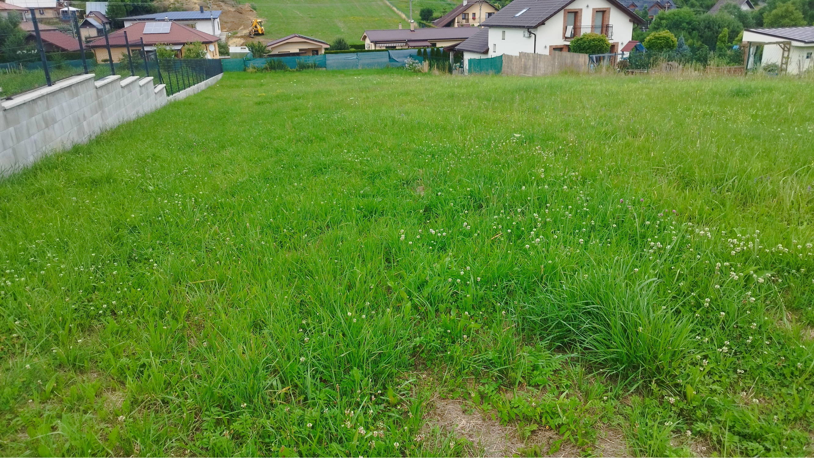 NA PREDAJ stavebný pozemok v obci Sverepec okr. Pov.Bystrica
