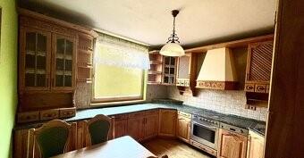 PRIPRAVUJEME 3-izbový byt v Humennom