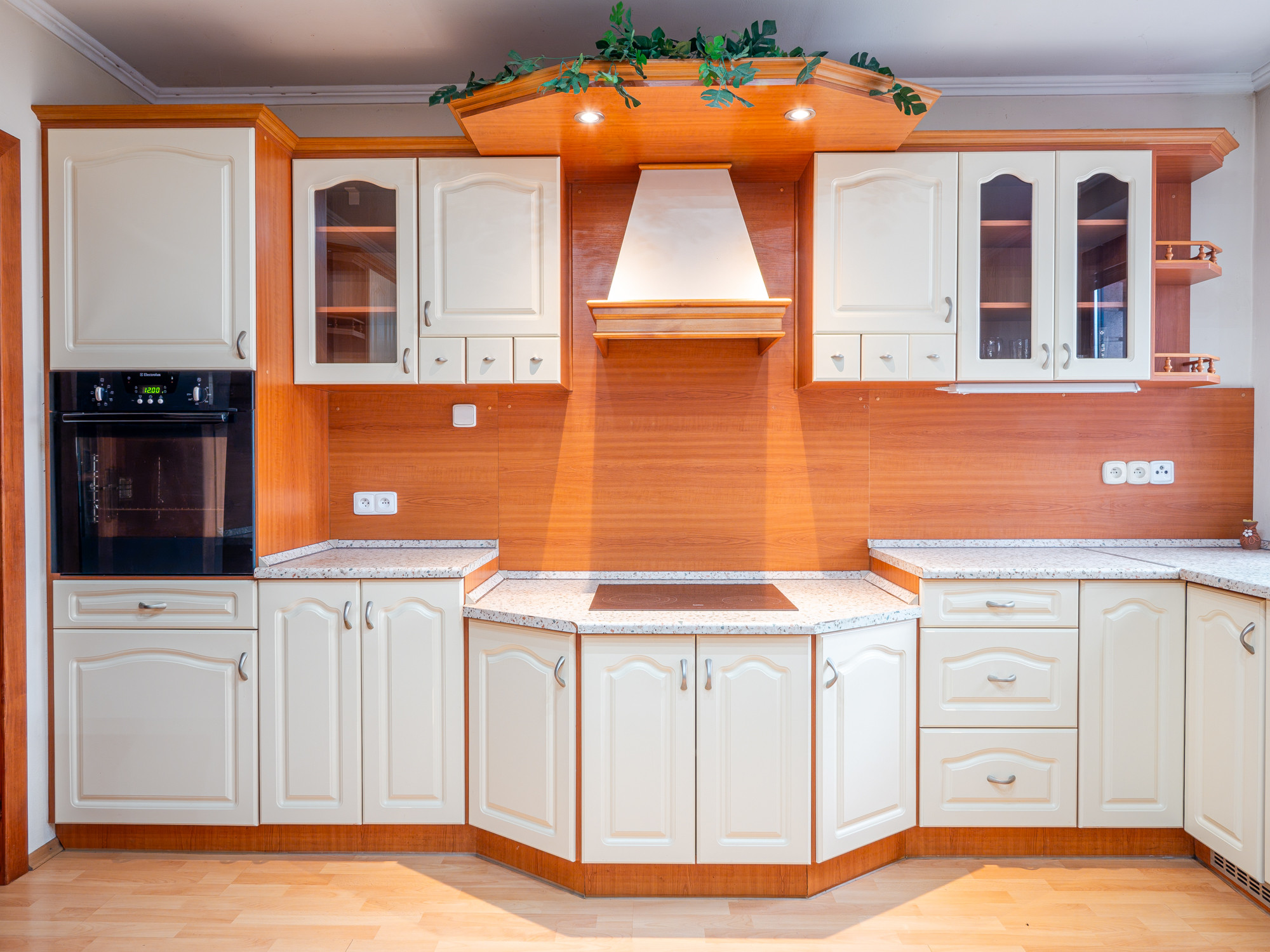 IBA U NÁS! Na predaj rodinný dom v obci Peder - Košice