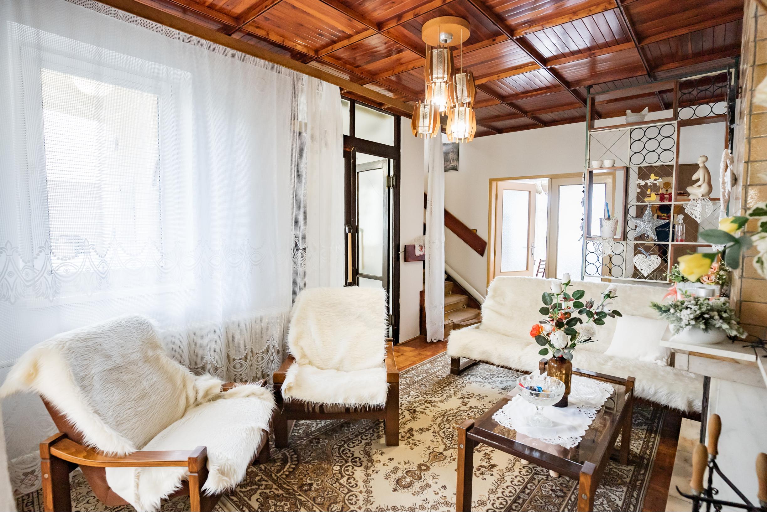 IBA U NÁS! RD, 5 izieb, dvojposchodový dom, Slnečná, Prešov