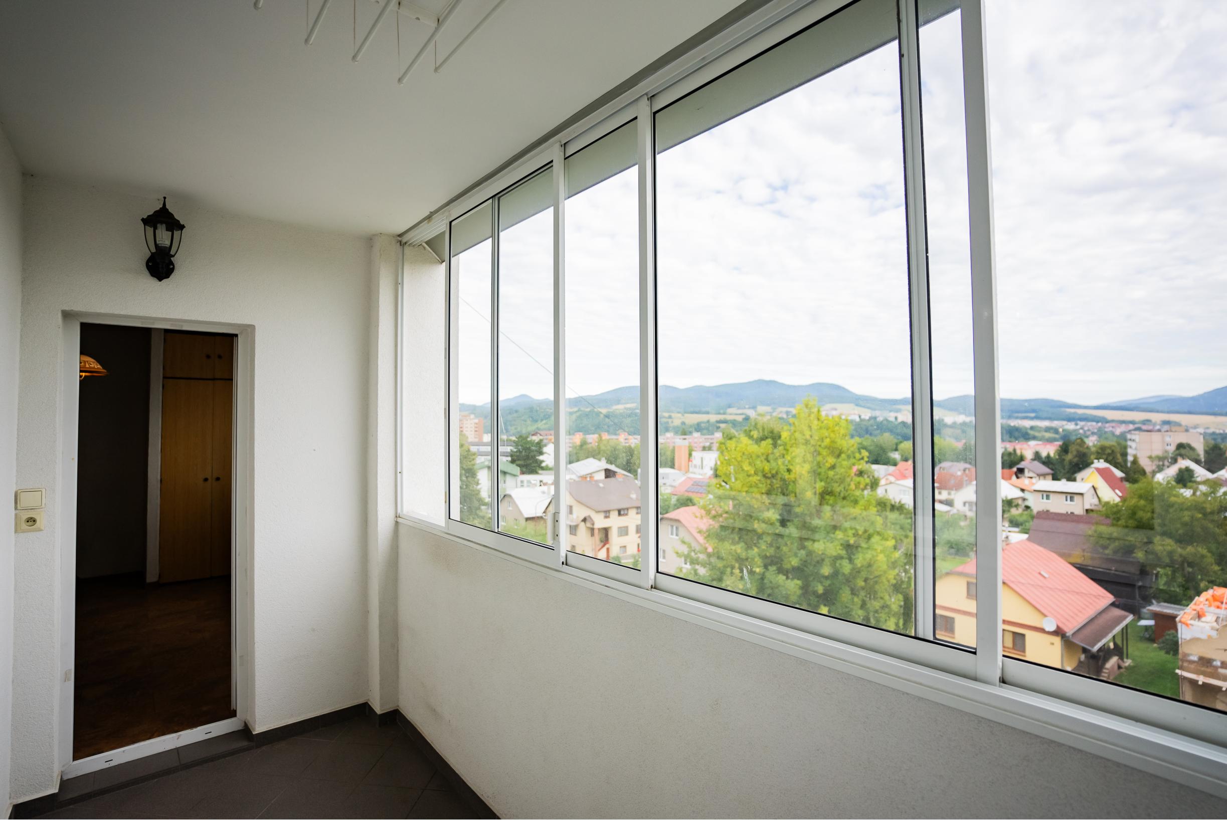 IBA U NÁS! ZNÍŽENÁ CENA! 3 izbový byt, loggia, Bardejov