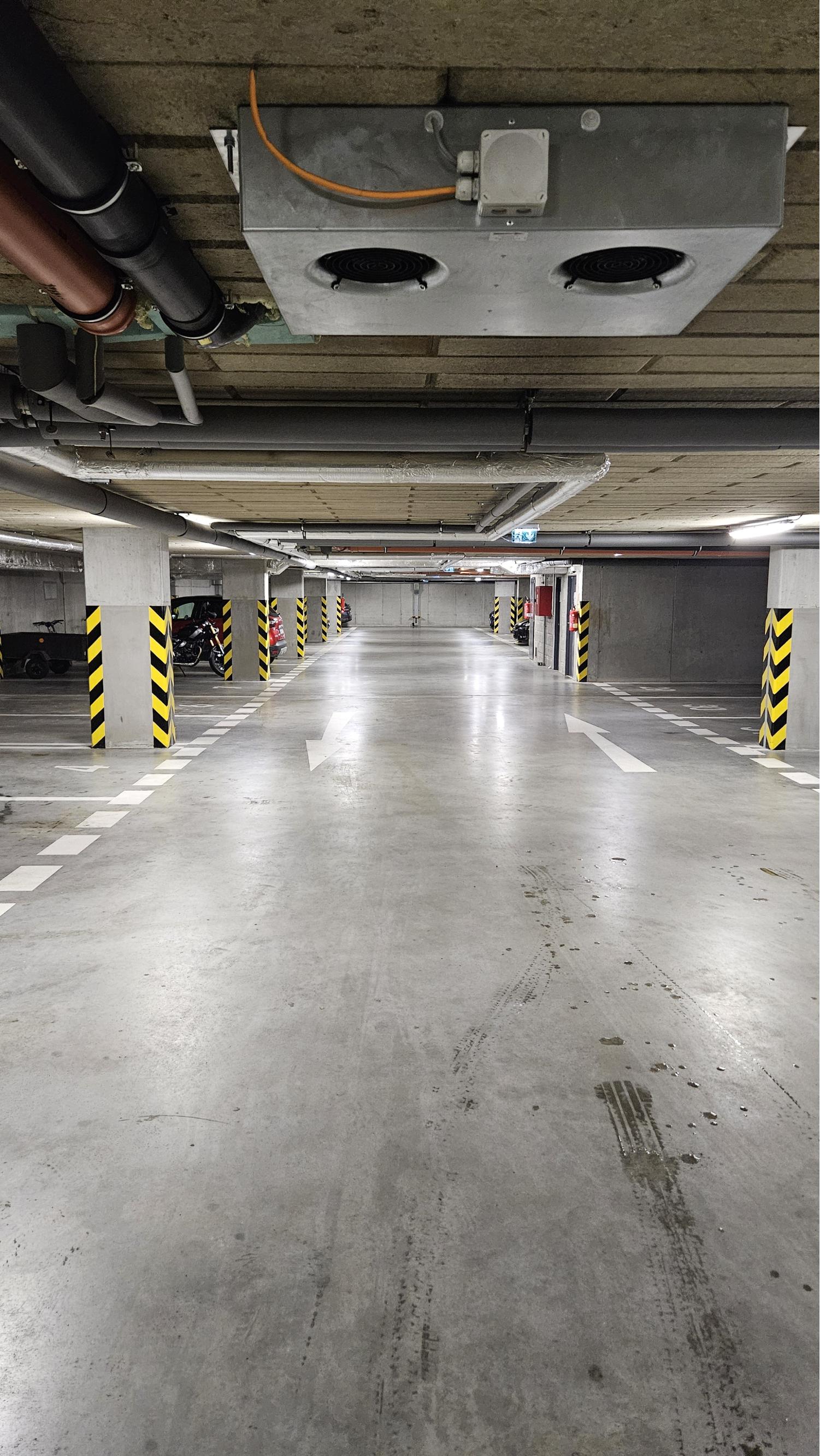 IBA U NÁS! Na predaj garáž v novostavbe Panónka