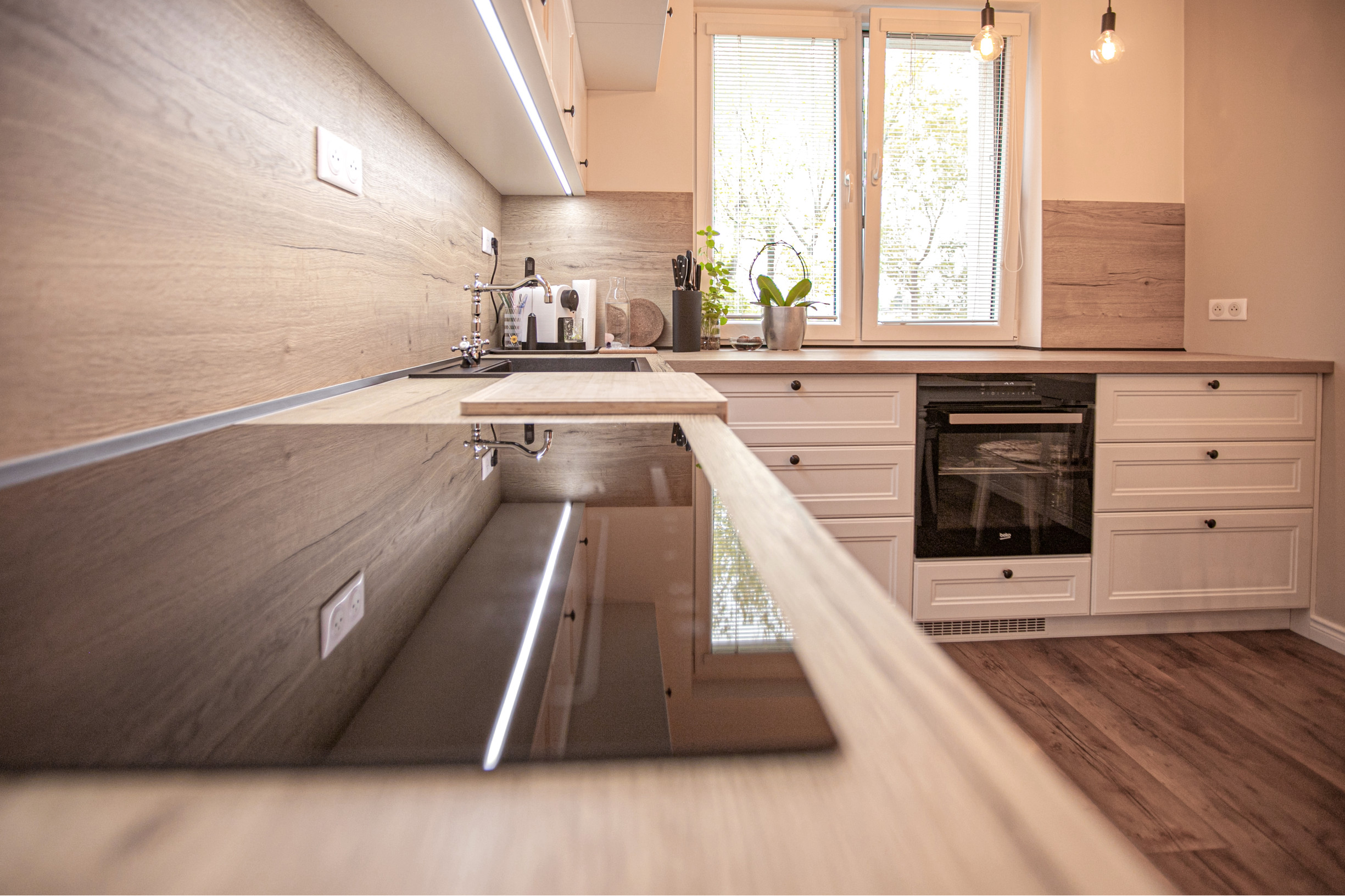 IBA U NÁS! Na predaj štýlový a zariadený 3i byt v Trnave