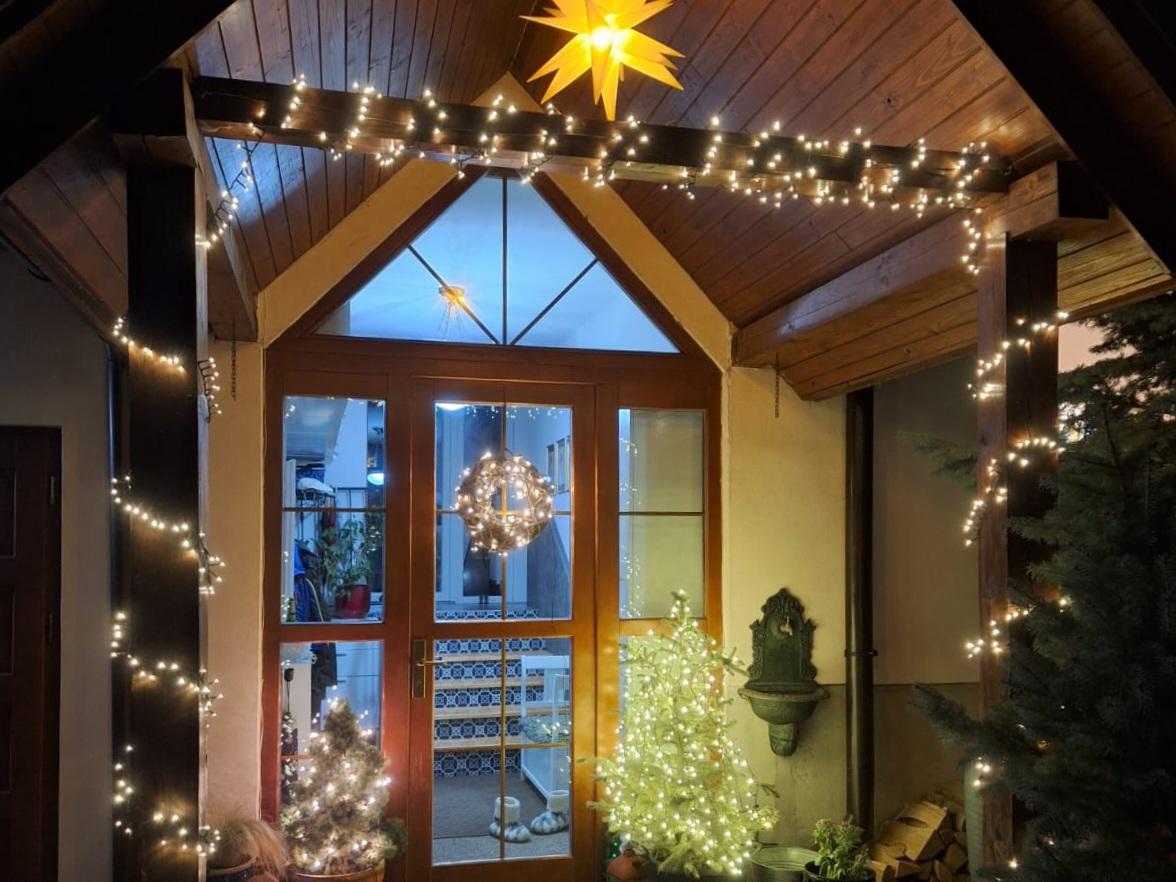 IBA U NÁS! Rodinný dom s väčšou záhradou - Lednické Rovne