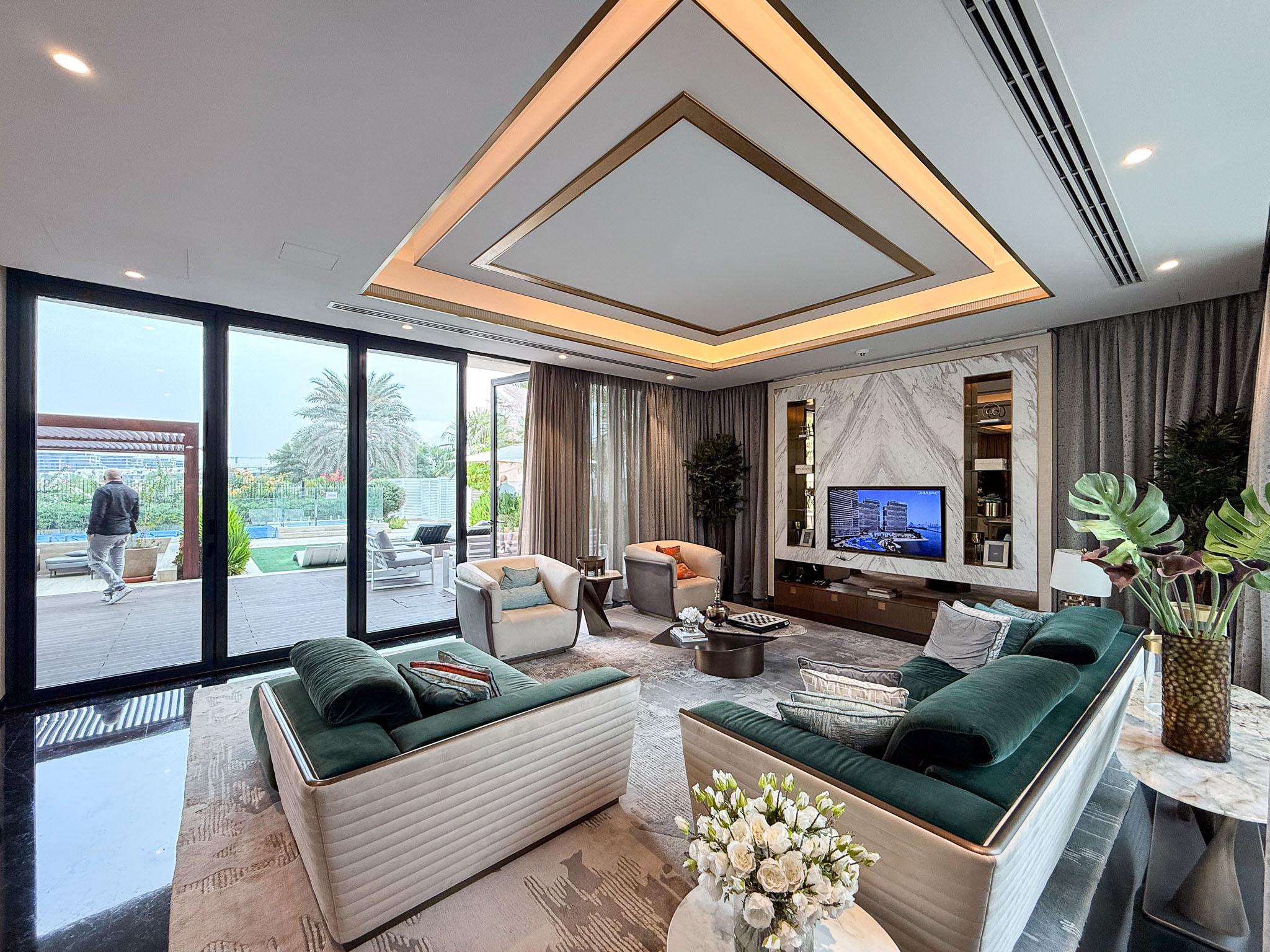 IBA U NÁS!Na predaj luxusná rodinná vila v Dubaji, SAE