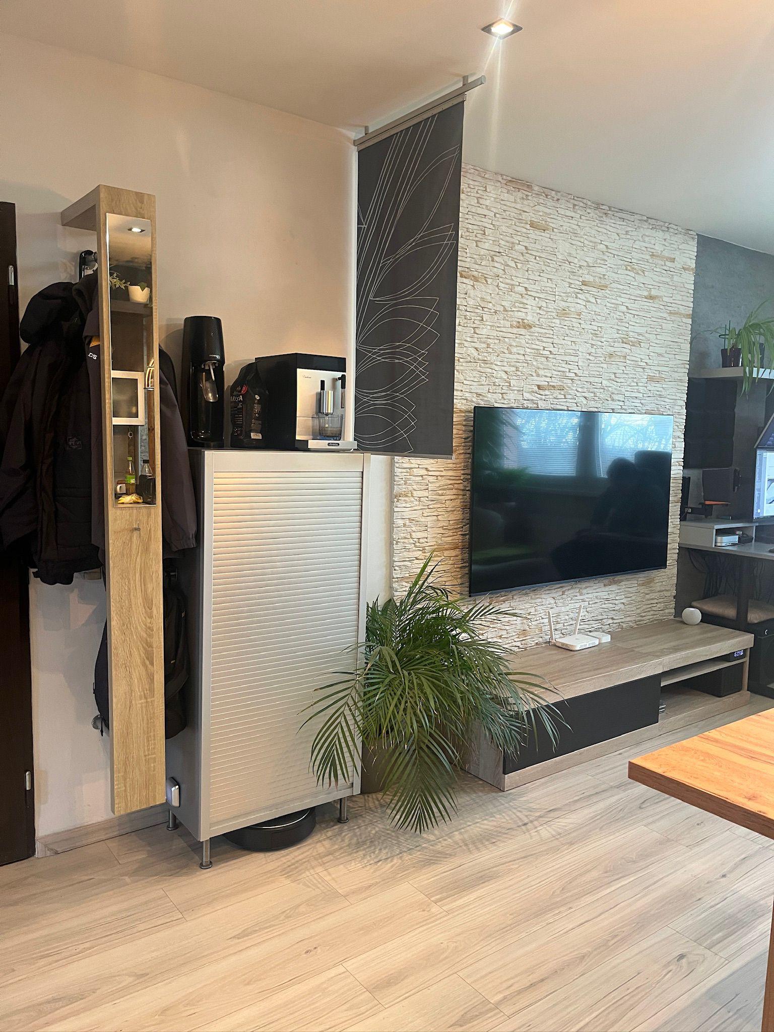 PRIPRAVUJEME na predaj! 2i byt v Lamači, po rekonš. 43m2, BA