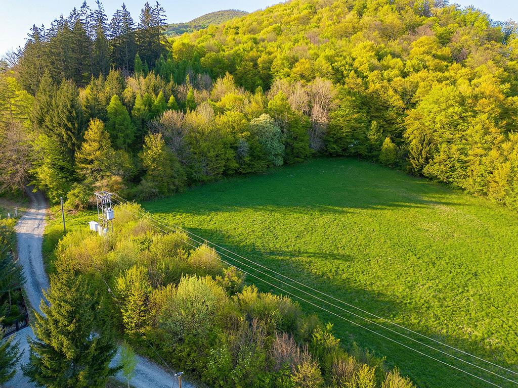 IBA U NÁS! Pozemok na stavbu chát s výhľadom-Beluša,o.Púchov