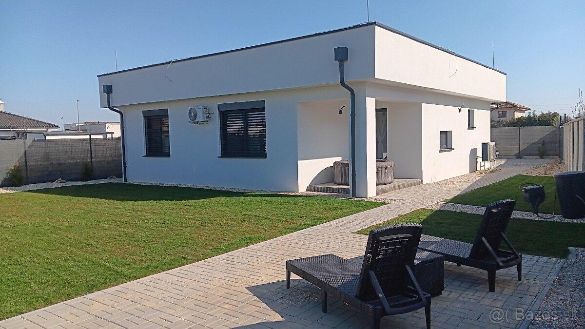 PRIPRAVUJEME na predaj! 3i dom v Pod.Biskupice, 534m2, BA