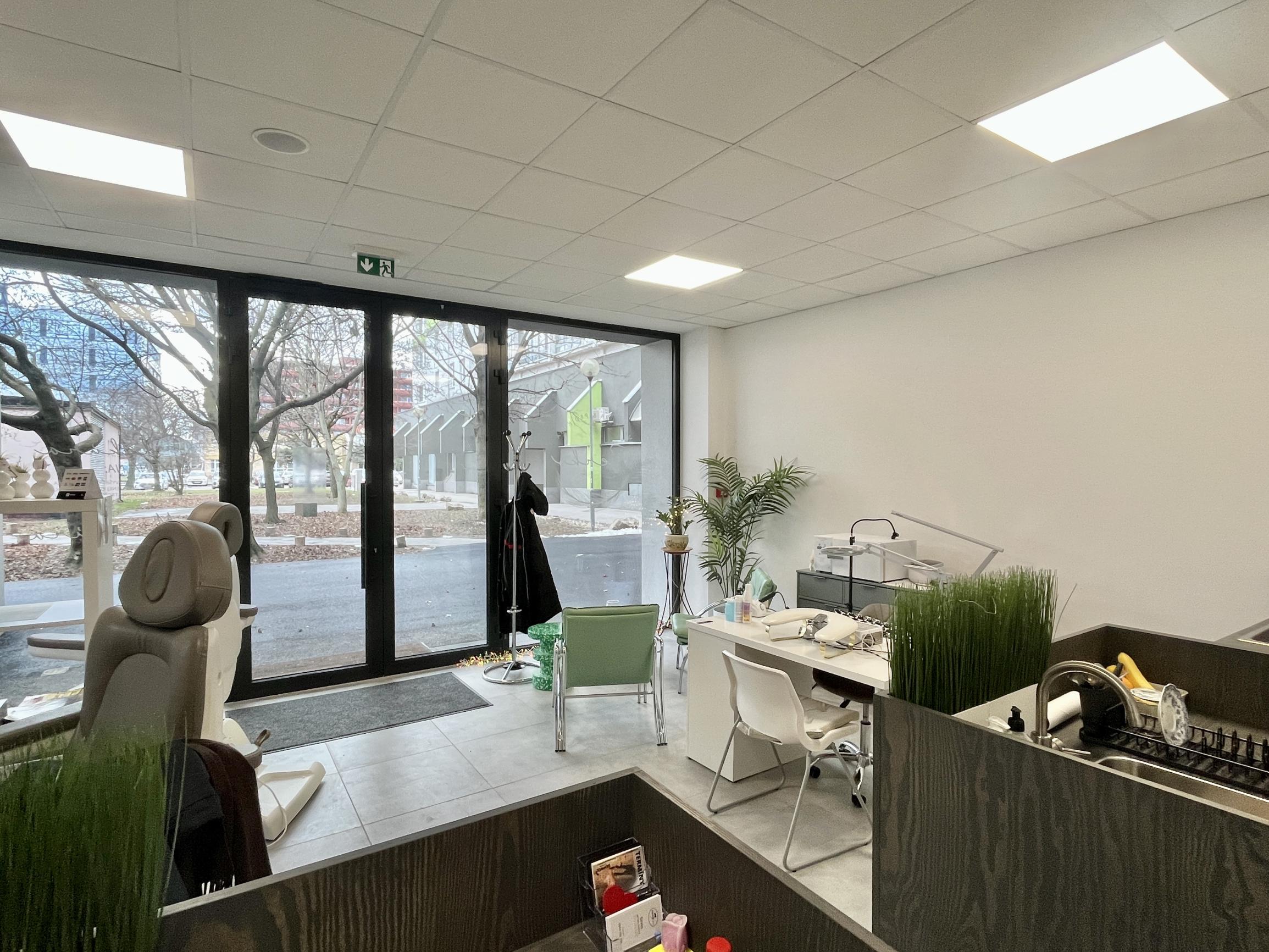 IBA U NÁS! Predaj prevádzky PIERKO pedikúra, manikúra, BA-Ružinov