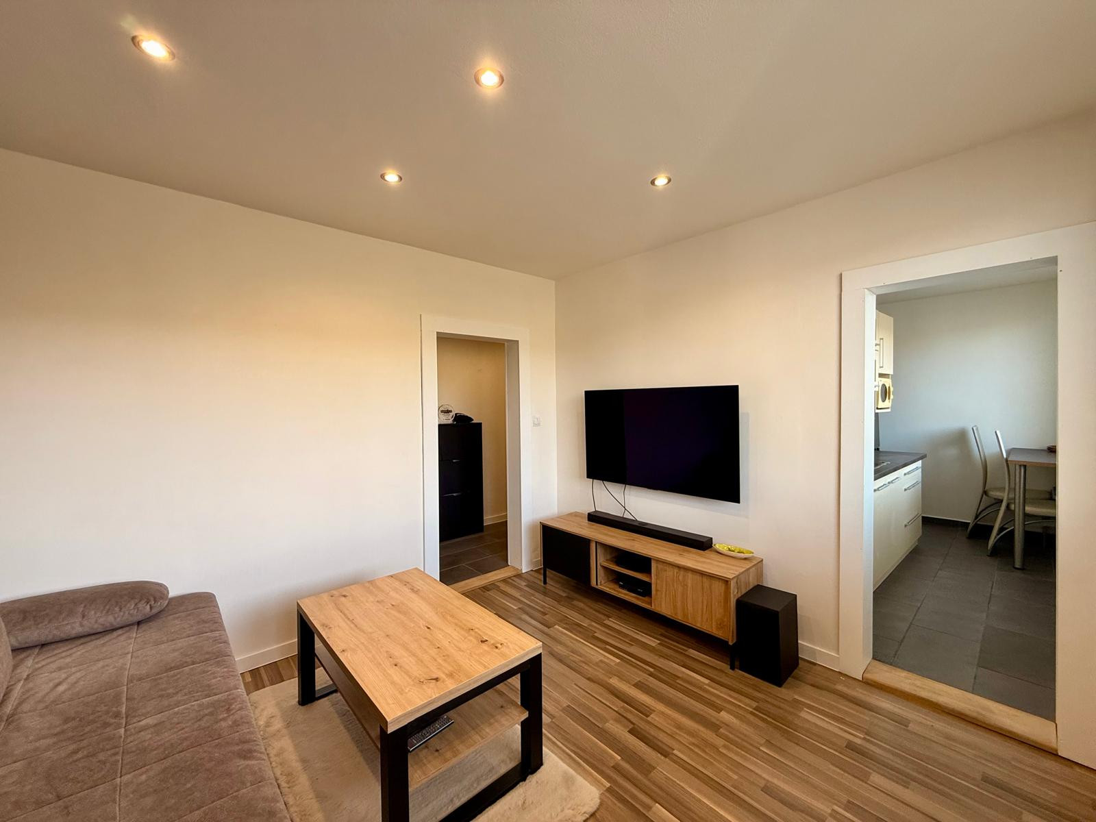 NA PREDAJ! Investičný 1 izbový byt + loggia na TERASE!