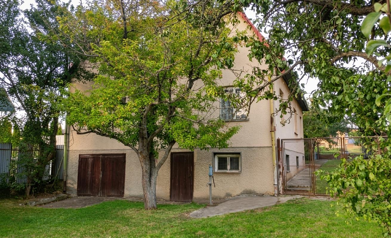 IBA U NÁS! Na predaj rodinný dom 360m², pozemok 1070m², Vrbov