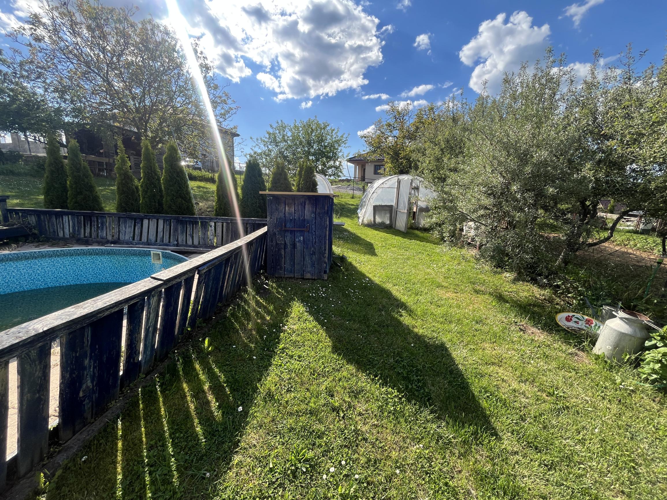 NA PREDAJ! 5i veľký rodinný dom, 230m2, obec Brezolupy, BNB