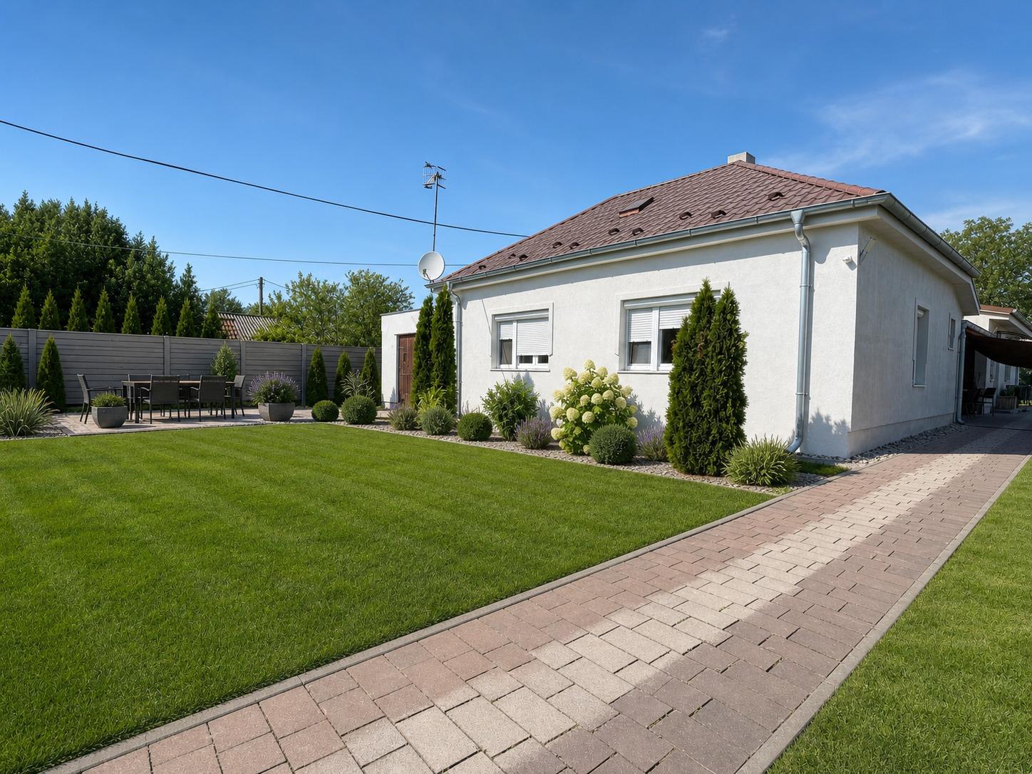 NA PREDAJ! dvojgeneračný 6-izbový RD, Kútniky Kolónia