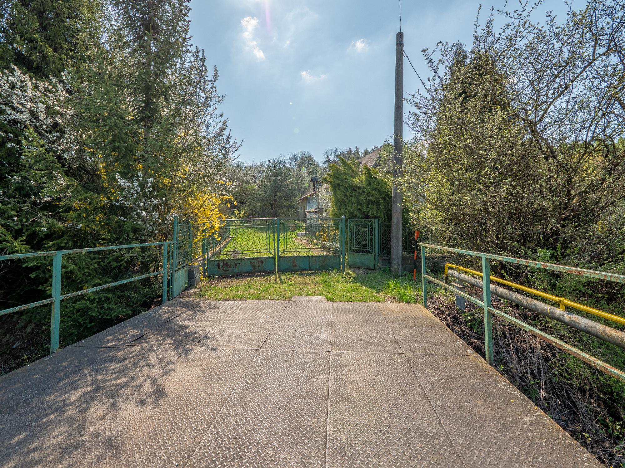 IBA U NÁS! Na predaj RD s pozemkom - 3225m² Varhaňovce