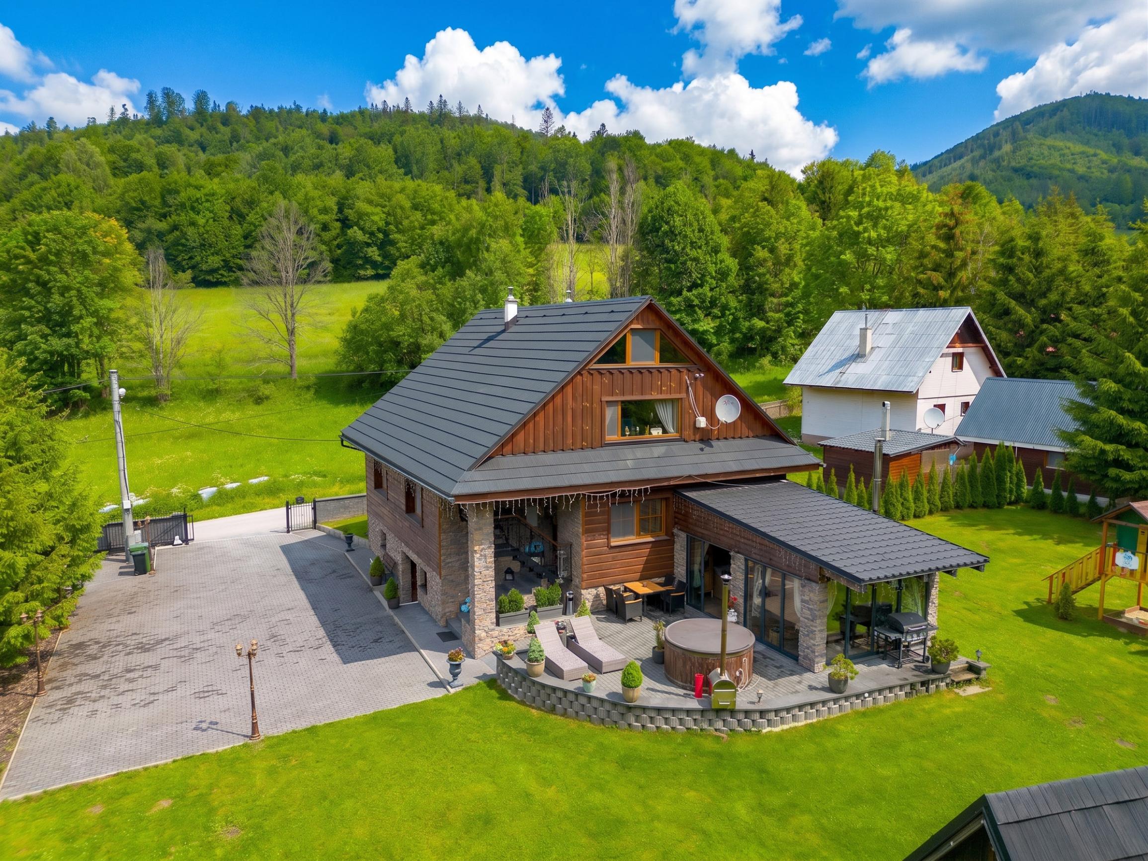 Na predaj rodinný dom Vychylovka / Apartmánový dom, 1023m2