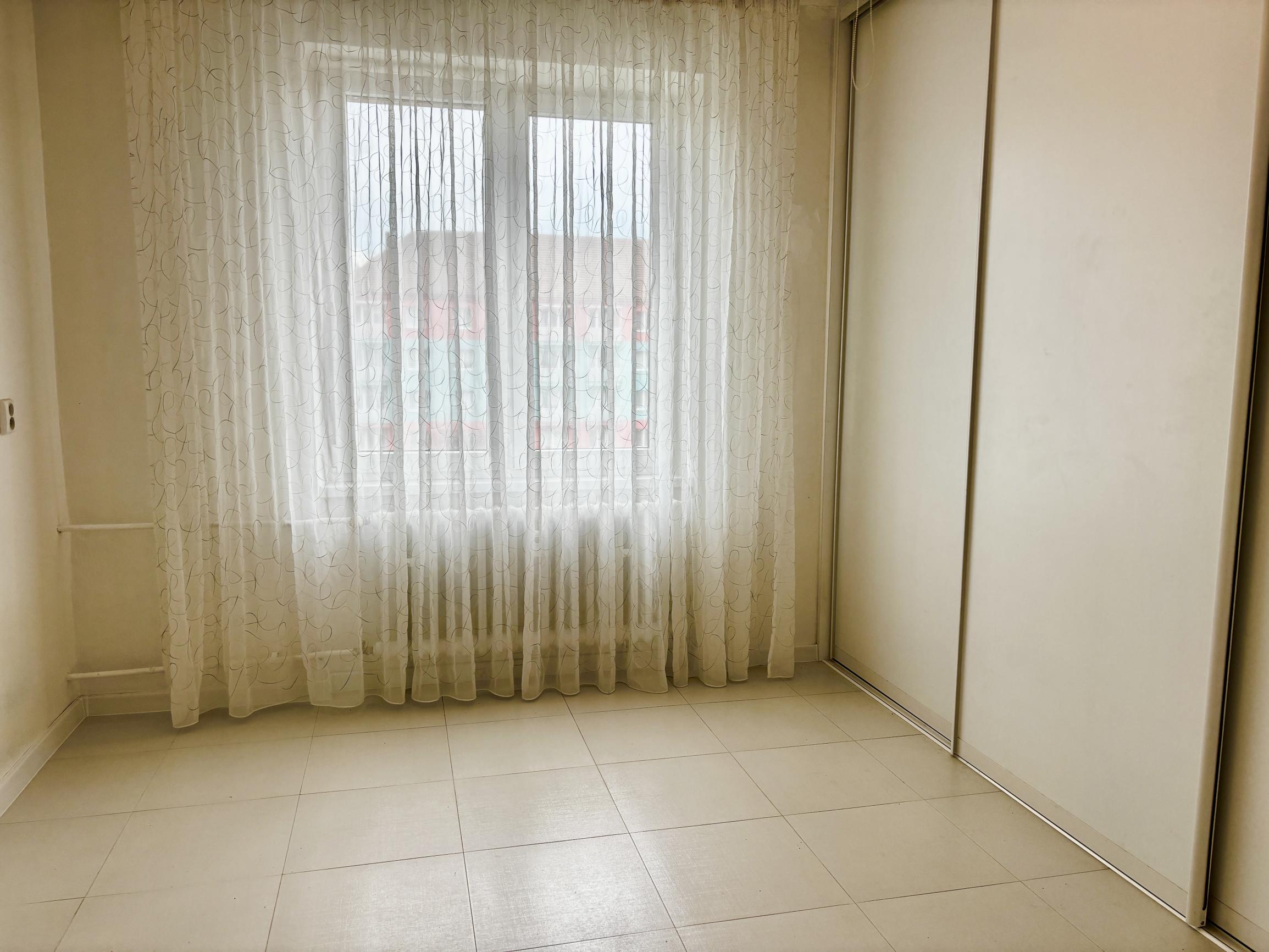 2 izbový byt po rekonštrukcii, balkón, 3 pivnice, tehla, Humenné