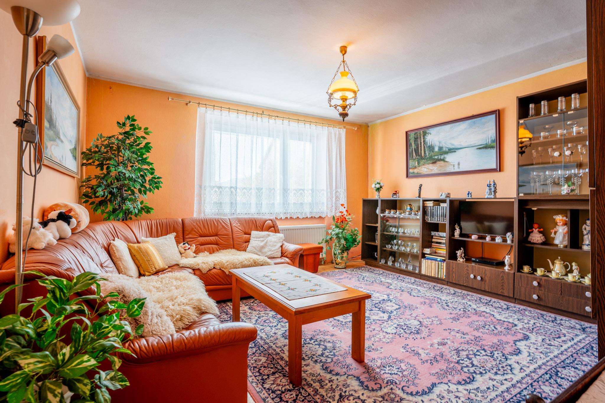 Priestranný 4-izbový Rodinný dom,480m2,Horenická Hôrka