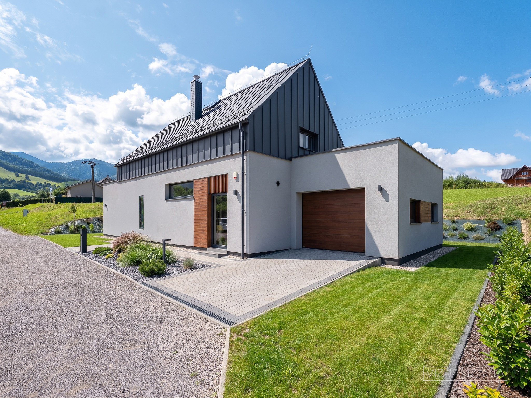 Na predaj 4i holodom Dolná Tižina, garáž 33m2,pozemok 2970m2