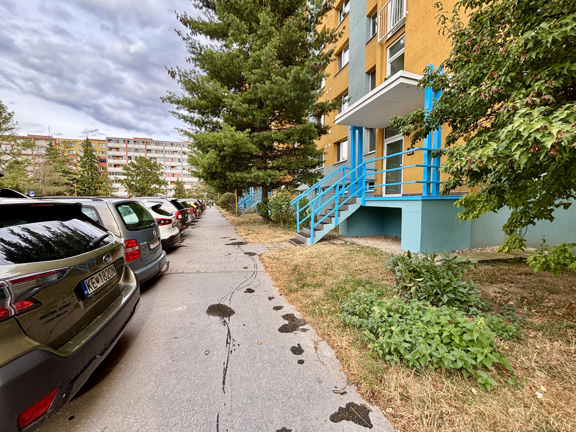 PRIPRAVUJEME! 3 izbový byt, loggia, klimatizácia, Košice Terasa