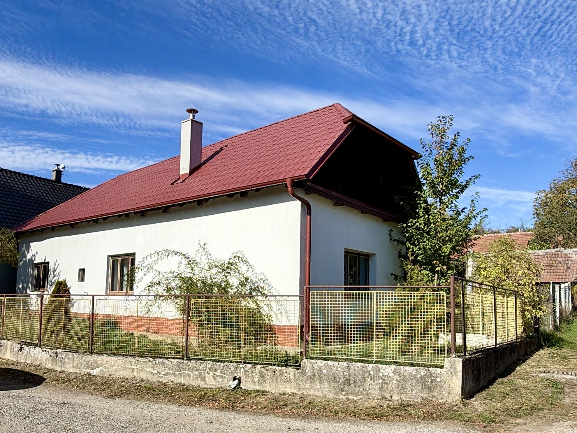 Romantická chalupa - RD na okraji obce Polianka, Myjava